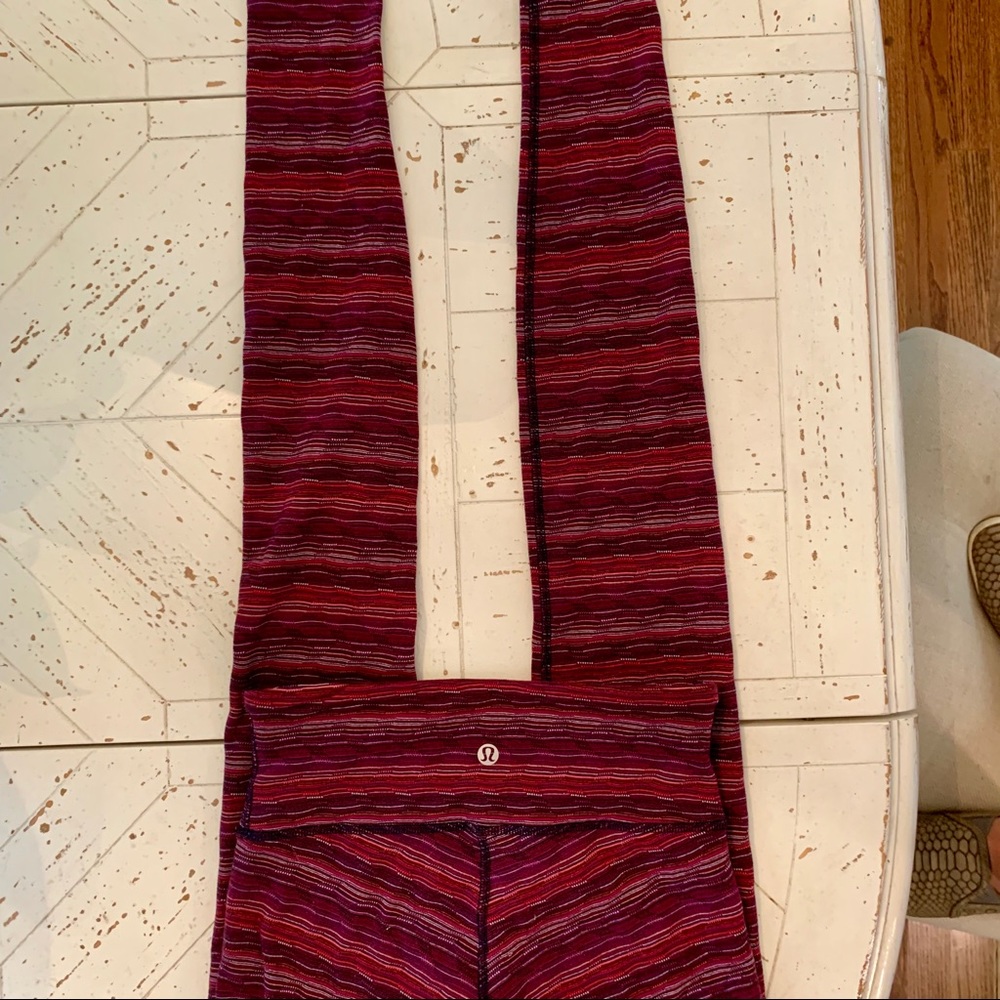 Lululemon Athletica striped leggings Sz 2